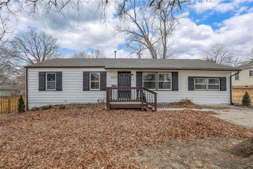 8819 E 80th Ter, Raytown, MO, 64138-1502 | Card Image