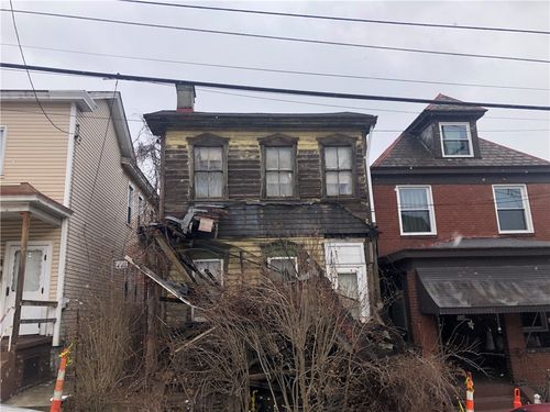 440 4th St, Braddock, PA, 15104-1450 | Card Image