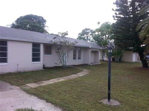 754 99th Ave N, NAPLES, FL, 34108-2232 | Card Image