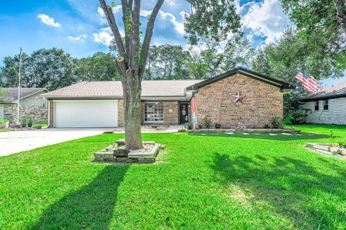 5404 Tanglebriar Drive, Dickinson, TX, 77539 | Card Image