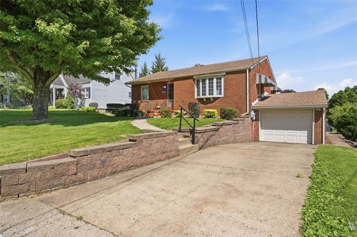 205 Nebraska Dr, Lower Burrell, PA, 15068-3214 | Card Image
