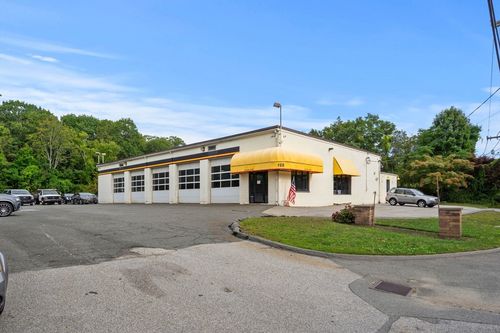168 Eastern Ave, Gloucester, MA, 01930-1808 | Card Image