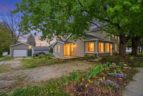 610 E Maple Street, Horicon, WI, 53032 | Card Image