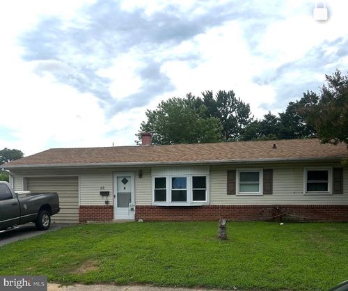 82 Holden Dr, NEW CASTLE, DE, 19720-4002 | Card Image