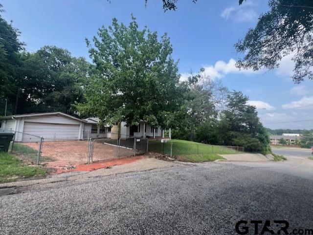 Old Chandler Rd, Tyler, TX 75702