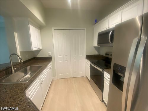 104-12965 Positano Cir, NAPLES, FL, 34105-4901 | Card Image