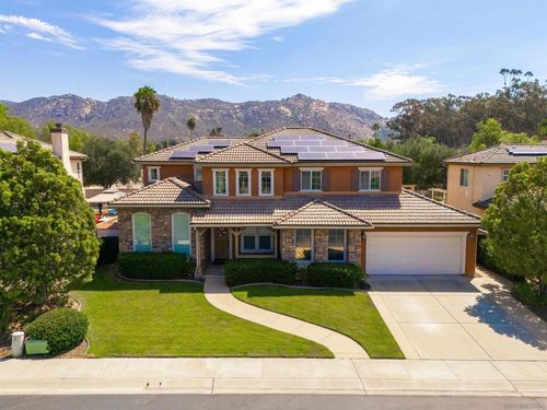 563 Crystal Downs Gln, Escondido, CA, 92026 | Card Image