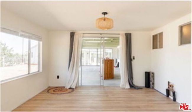 62282 Dennis Ave, House other with 2 bedrooms, 2 bathrooms and 1 parking in Joshua Tree CA | Image 16