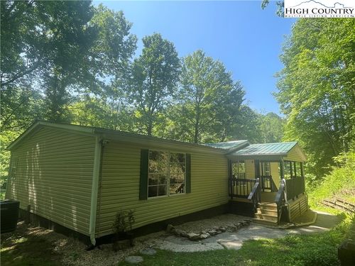 171 Will Glenn Rd, Sugar Grove, NC, 28679-9314 | Card Image