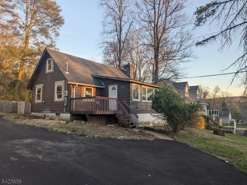 18 Wallkill Dr, Sussex, NJ, 07461-4339 | Card Image