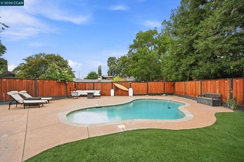 4074 Hamlet Ct, Concord, CA, 94521-3325 | Card Image