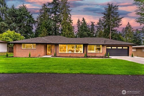 8614 Madrona Ln, Edmonds, WA, 98026-8652 | Card Image