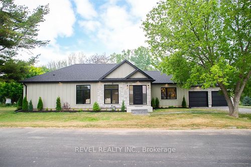 68 Hamilton Plank Rd, Port Dover, ON, N0A1N7 | Card Image