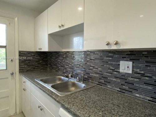503b-1475 Ne 125th Ter, North Miami, FL, 33161-5272 | Card Image