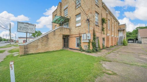 2918 Chelsea Ave, Memphis, TN, 38108-1711 | Card Image