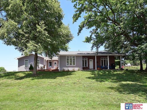 3846 E Locust Ln, Holmesville, NE, 68310-8552 | Card Image