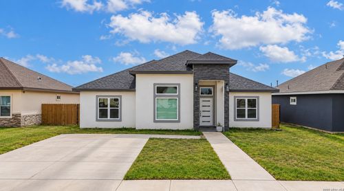 1817 Rebecca Ln, Eagle Pass, TX, 78852-1358 | Card Image