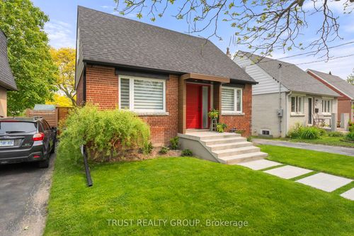 14 Dorine Cres, Scarborough, ON, M1L1Y7 | Card Image