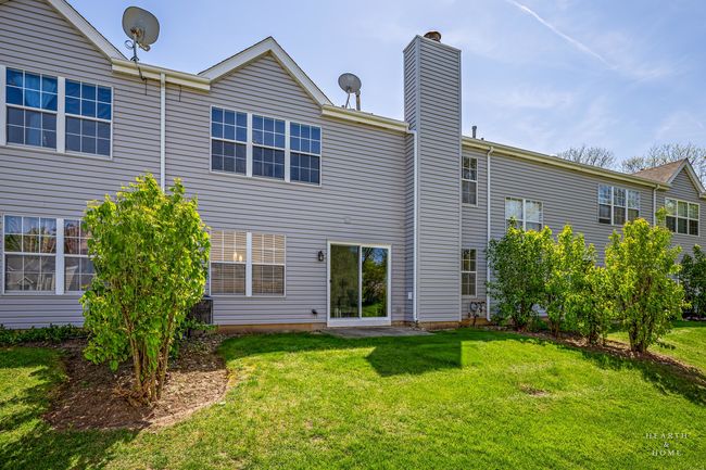 664 Silk Oak Ln, Townhouse with 2 bedrooms, 3 bathrooms and 2 parking in Crystal Lake IL | Image 27