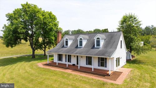 274 Aaron Mountain Rd, CASTLETON, VA, 22716-2816 | Card Image