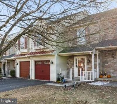 457 Berkshire Drive, Townhouse with 3 bedrooms, 2 bathrooms and null parking in SOUDERTON PA | Image 1