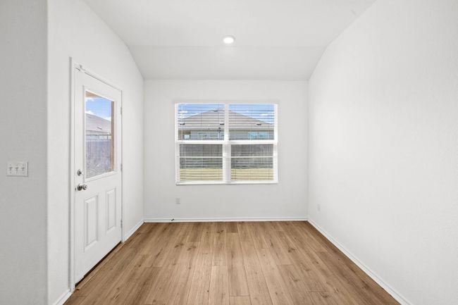 215 Silver Springs Bnd, House other with 3 bedrooms, 2 bathrooms and 2 parking in Kyle TX | Image 13