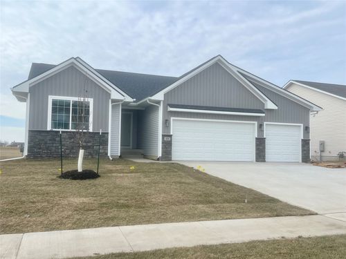 410 Ne Madison Ave, Elkhart, IA, 50073-4502 | Card Image