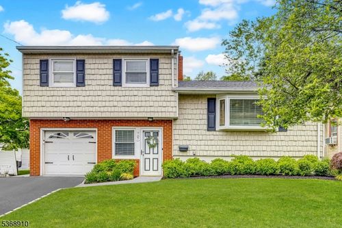 707 Lincoln Ave E, Cranford, NJ, 07016-3118 | Card Image