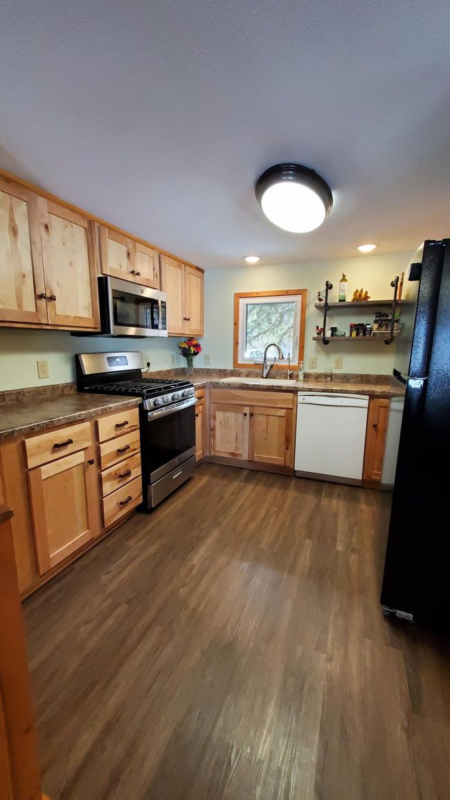 Kitchen | Image 9