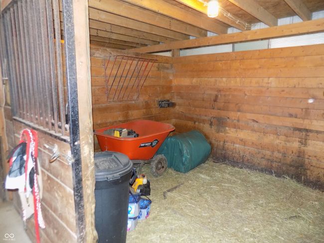 Horse Stall | Image 21