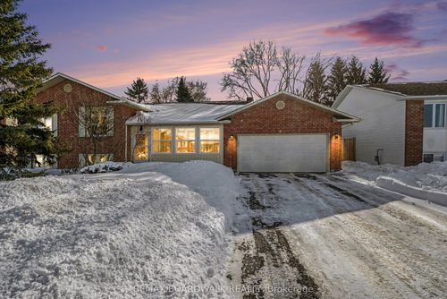 38 Lapointe Blvd, Embrun, ON, K0A1W0 | Card Image
