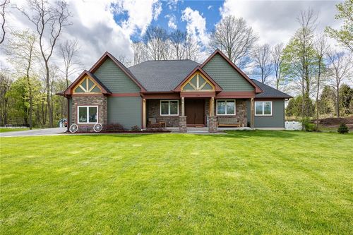 25 Forest Ridge Trl, Spencerport, NY, 14559-1179 | Card Image
