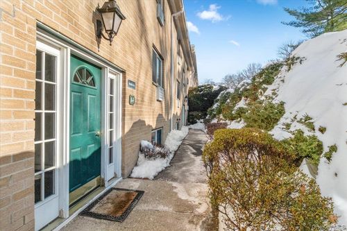 apt-a-15 Scenic Dr, Croton-On-Hudson, NY, 10520-1723 | Card Image