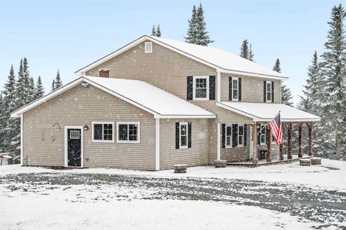 130 Center Rd, Hardwick, VT, 05843-9725 | Card Image