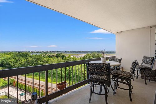 apt-1011s-1805 Crystal Dr, ARLINGTON, VA, 22202-4407 | Card Image
