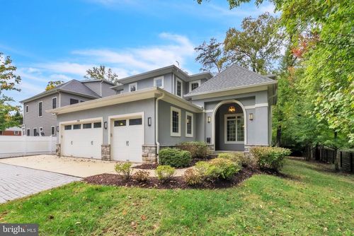 9814 Fernwood Rd, BETHESDA, MD, 20817-1512 | Card Image