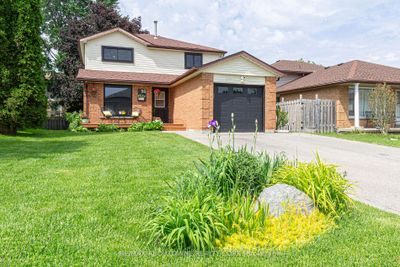 96 Montana Cres, House other with 3 bedrooms, 3 bathrooms and 5 parking in Kitchener ON | Image 1