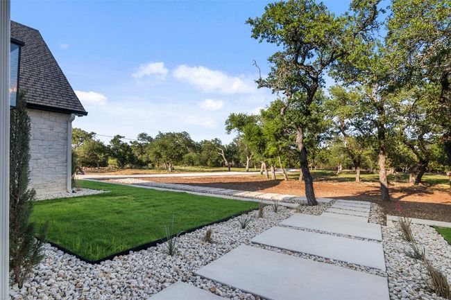 208 Stonegate Ln, House other with 4 bedrooms, 3 bathrooms and 5 parking in Dripping Springs TX | Image 37