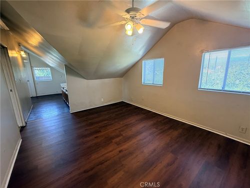upstairs-14653 Washington Drive, Fontana, CA, 92335 | Card Image