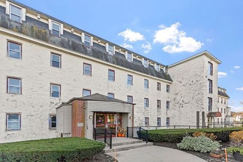 apt-210-494 Woonasquatucket Ave, North Providence, RI, 02911-1667 | Card Image