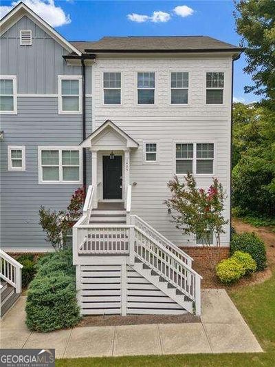 1425 Olden Lane Se, Townhouse with 3 bedrooms, 3 bathrooms and 2 parking in Atlanta GA | Image 1