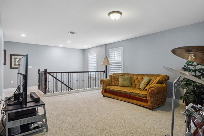 Upstairs Flex Space | Image 18