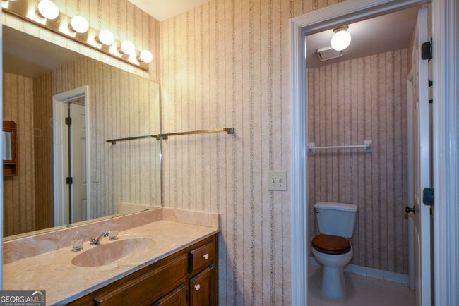154 Waverly Dr, Condo with 3 bedrooms, 2 bathrooms and null parking in Alpharetta GA | Image 21