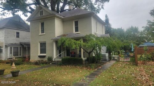 415 W Maple St, Columbus, KS, 66725-1601 | Card Image