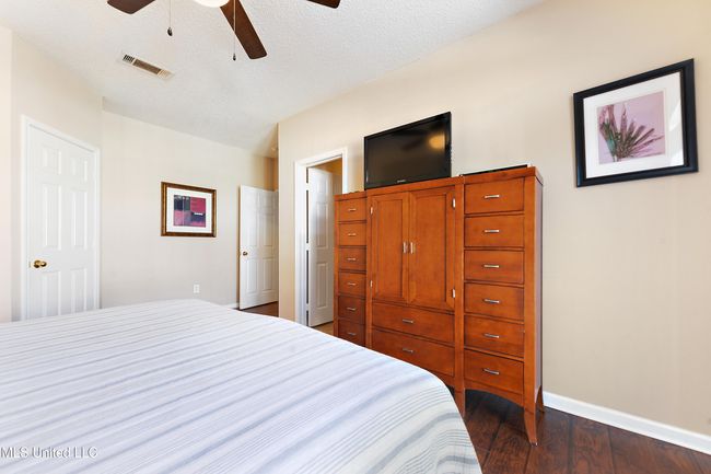 Bedroom | Image 12