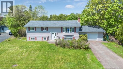 57 Oliver Cres, New Maryland, NB, E3C1E2 | Card Image