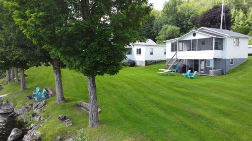 2-32 Macks Dr, Derby, VT, 05829-4442 | Card Image