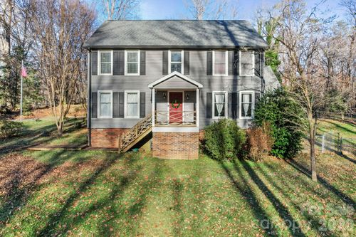 2530 Heritage Circle, Statesville, NC, 28625 | Card Image