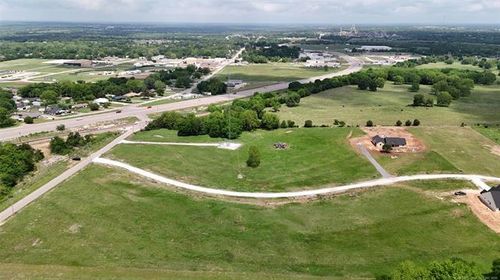 14096 N Country Pl, Ada, OK, 74820 | Card Image