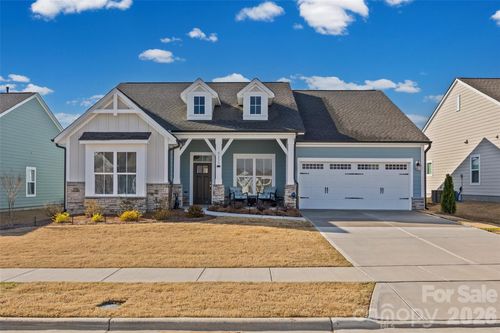 3235 Gavin Ln, Harrisburg, NC, 28075-9427 | Card Image